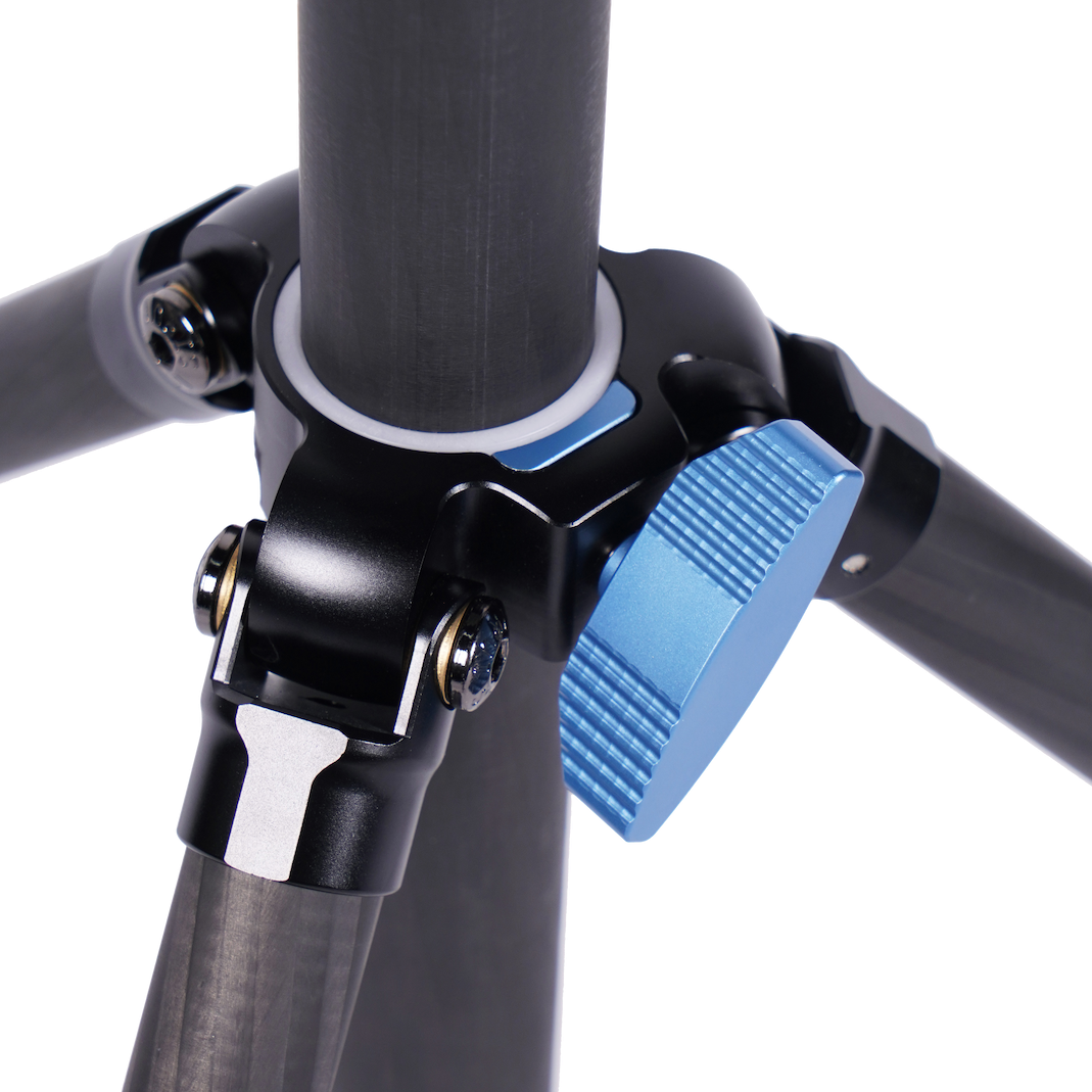 Sirui Carbon-Stativ DK28 Luftgefedert 2,8m — 5